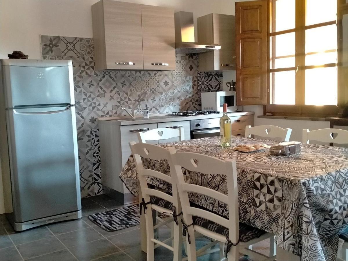 Casa Margherita Cabras Bagian luar foto