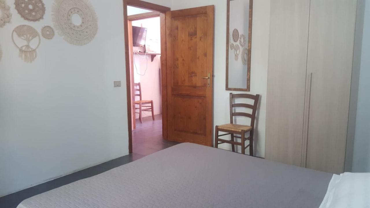 Casa Margherita Cabras Bagian luar foto